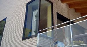 Aluminios Mestres exterior de una casa